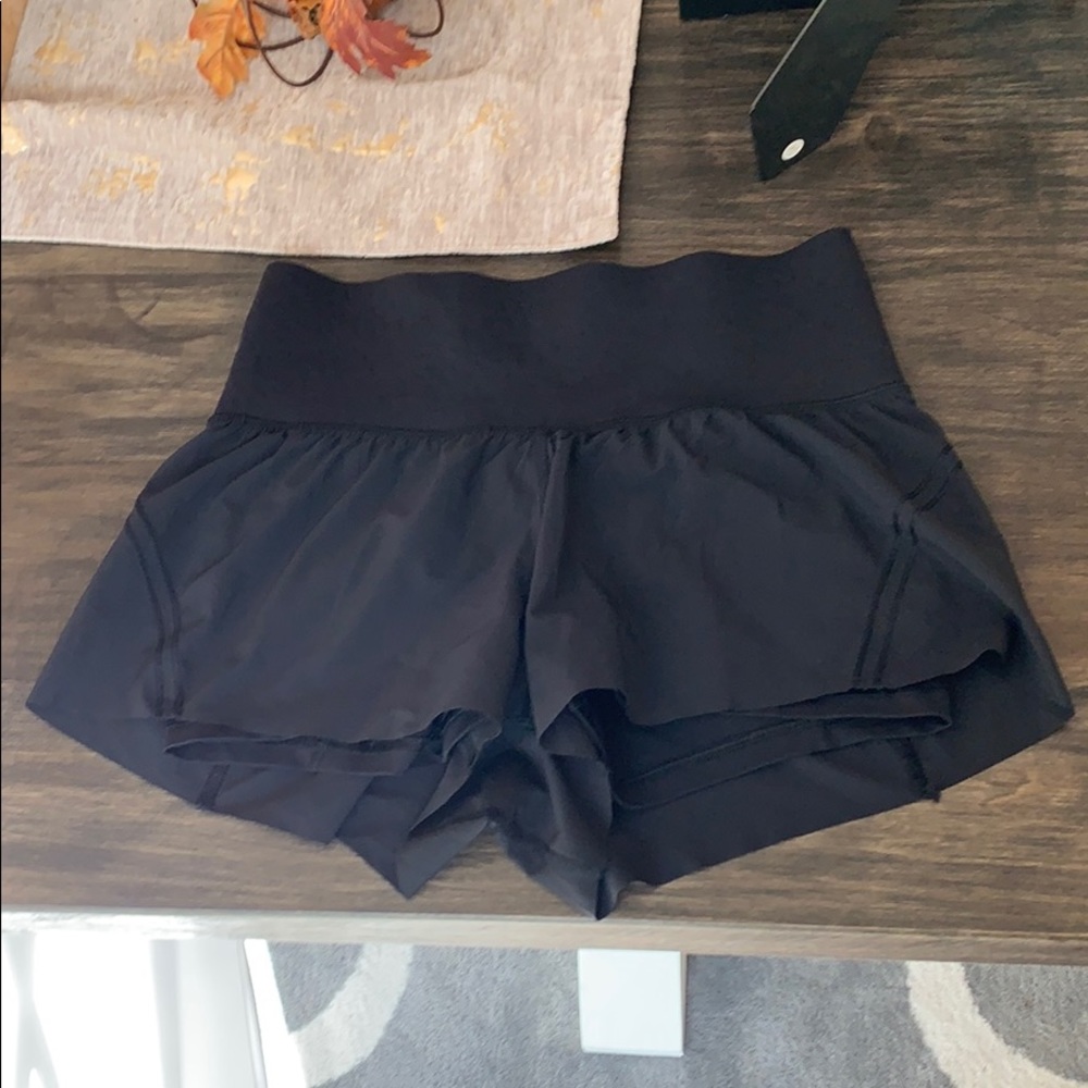 Lululemon size 8 running shorts